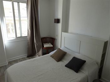 Le Petit Hotel
